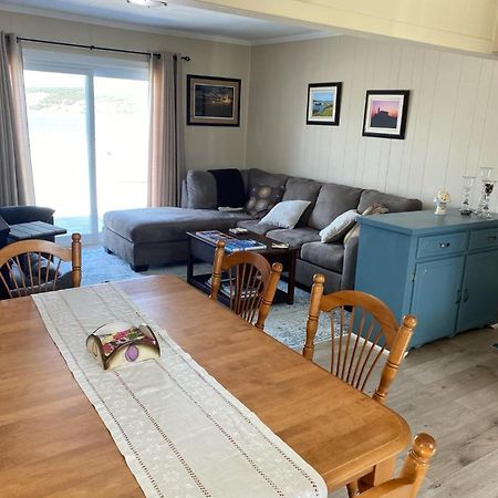 הוילה Rocky Harbour Oceanfront מראה חיצוני תמונה